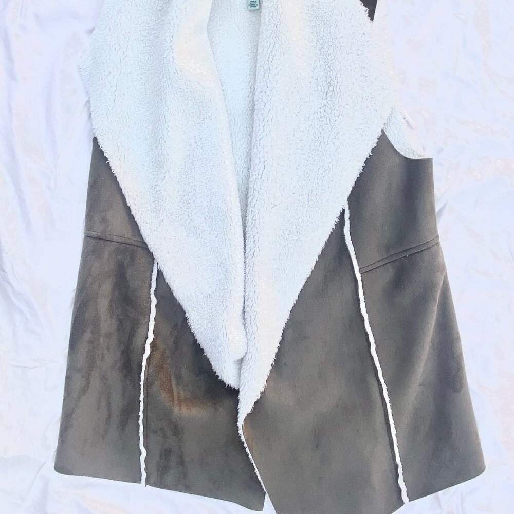 Olive/Cream Faux Fur & Suede Vest